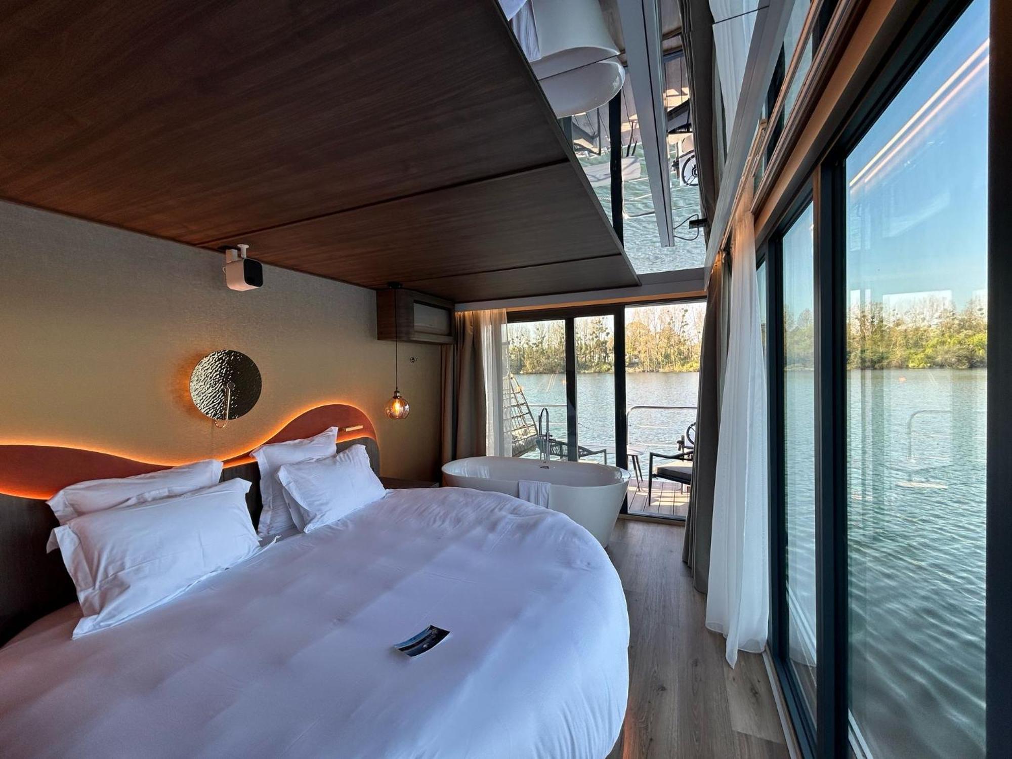 L'Escale Royale Saint-Martin-La-Garenne Port Ilon - Seine - Giverny Exteriör bild