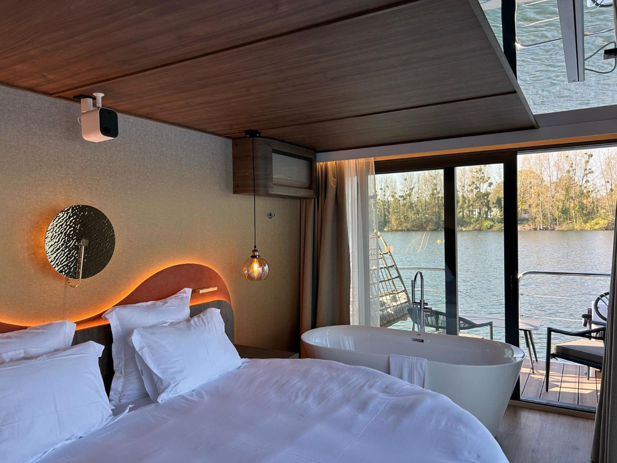 L'Escale Royale Saint-Martin-La-Garenne Port Ilon - Seine - Giverny Exteriör bild